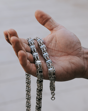 Silver cage chain deals